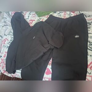Classic.New  Set Hoodie n Pants  Black - Solid Black. Not original not authentic